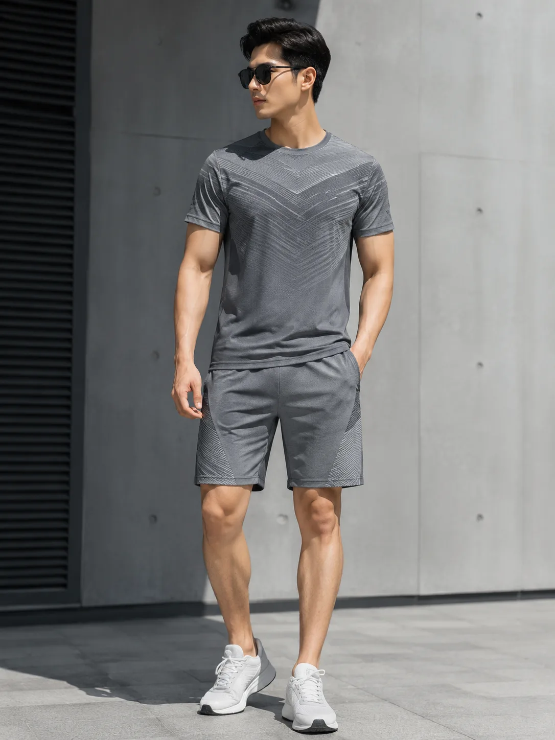 Bộ Đồ Hè Thể Thao Nam Xám Carbon Lâm Sơn